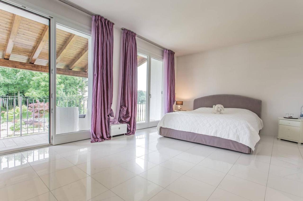 Pool & Garden Villa Lelia Mirano Exterior photo